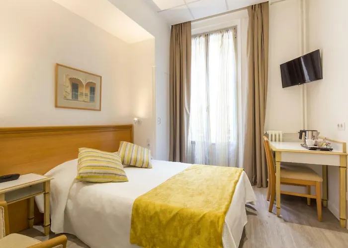 Hotel Busby
