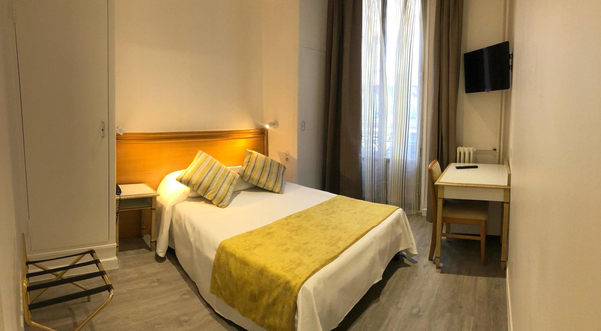 Busby Hotel 3*