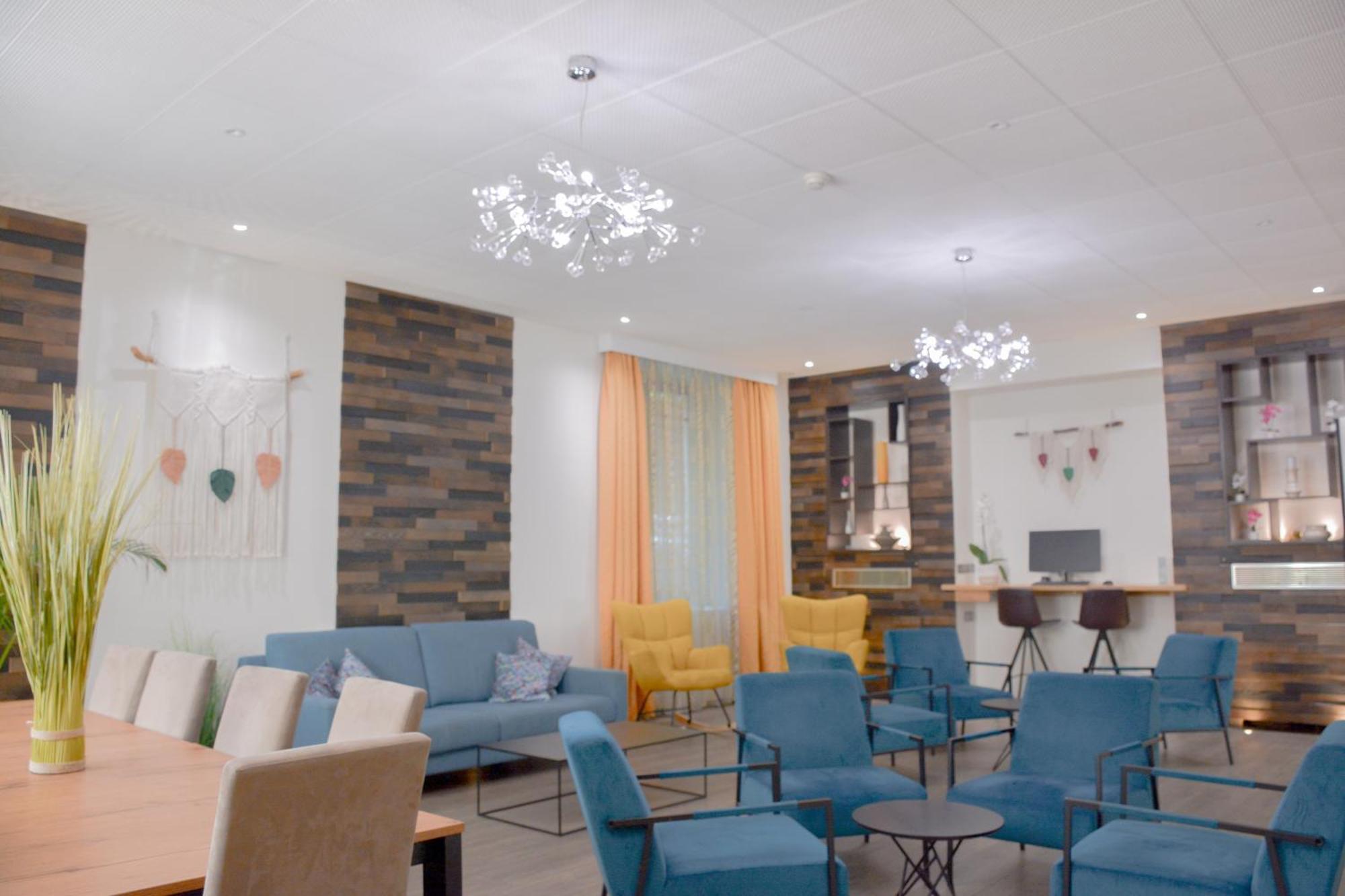 Hotel Busby