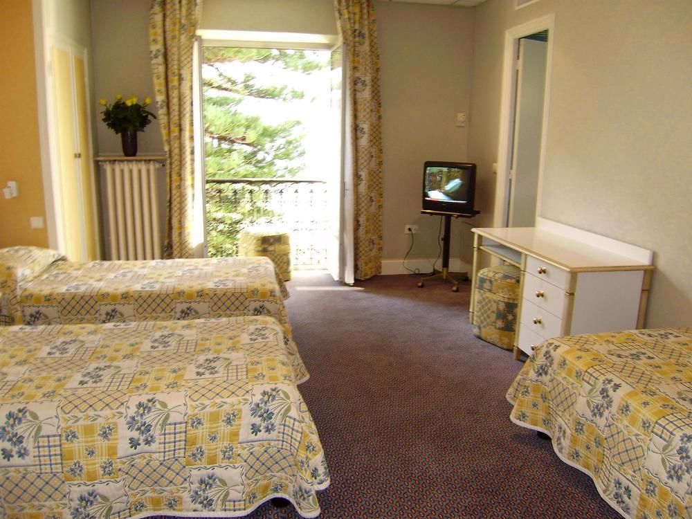 Busby Hotel